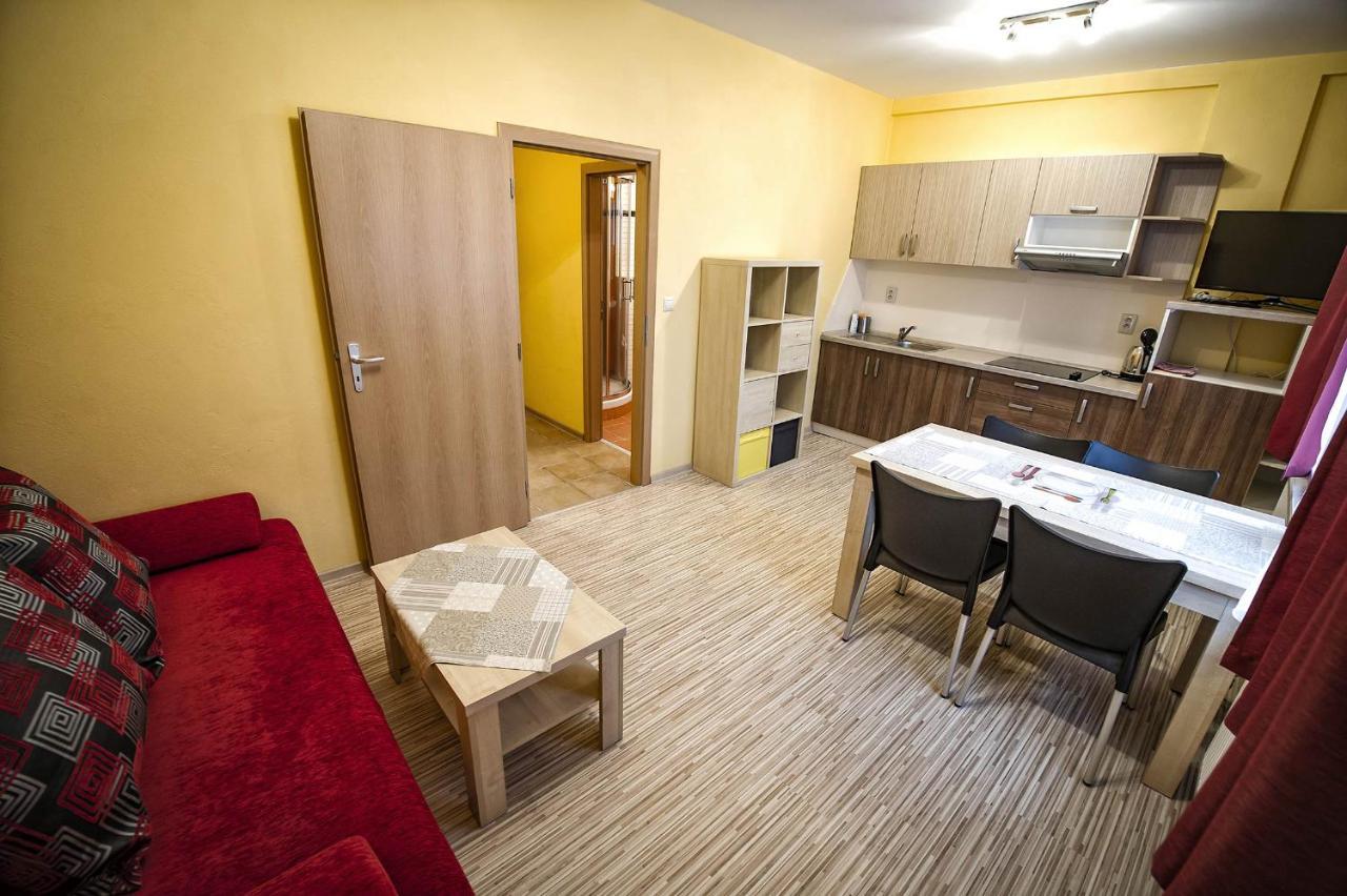Privat Galfy Hotel Vysoke Tatry Ngoại thất bức ảnh