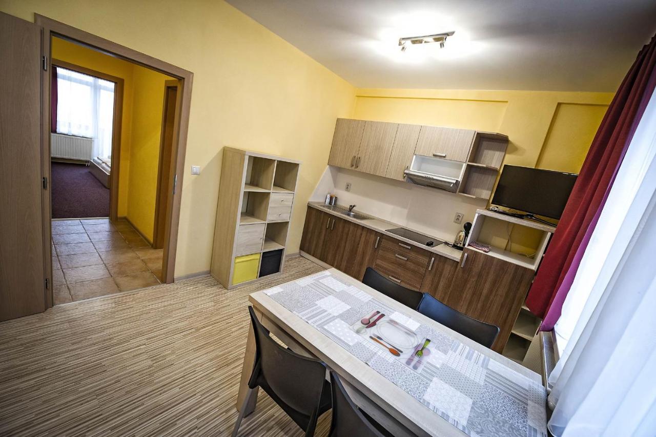 Privat Galfy Hotel Vysoke Tatry Ngoại thất bức ảnh