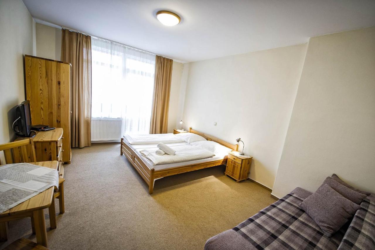 Privat Galfy Hotel Vysoke Tatry Ngoại thất bức ảnh